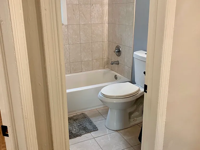 125 Roosevelt Ave — Photo 10
