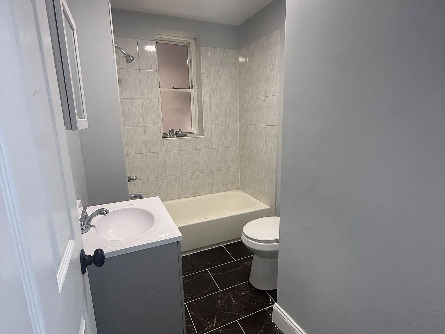 4 bed, 1.5 bath, $2,350 — Photo 4