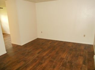 1105 N Detroit St APT 4, Lagrange, IN 46761