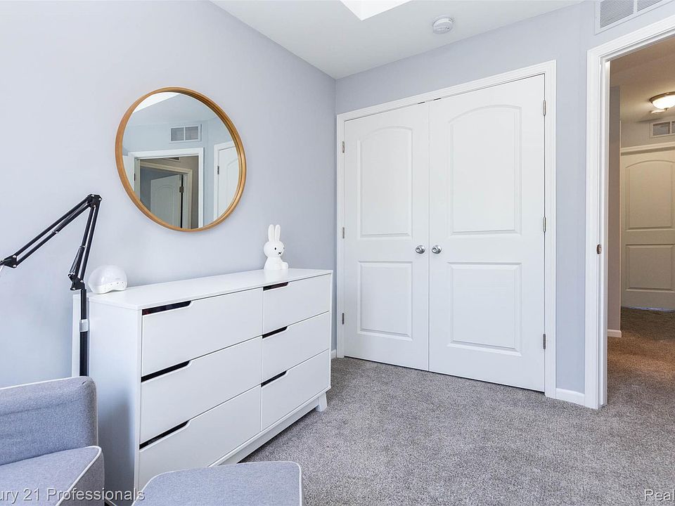 57 Kaprol Dr, photo 30