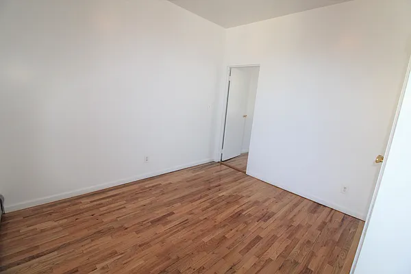 Rented by Compass | media 16