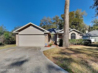 3520 Majestic Oaks Dr, Jacksonville, FL 32277