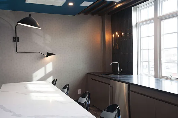 Rented by Nooklyn NYC LLC | media 69