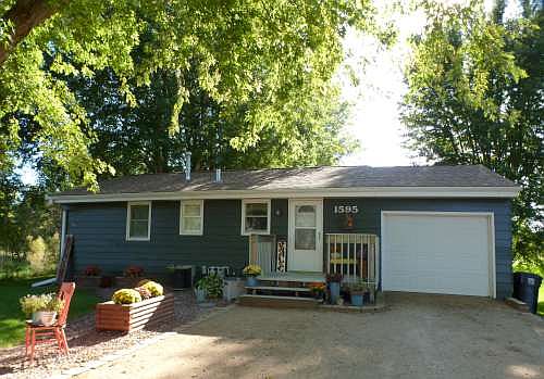 1595 River Road, Windom, Mn 56101