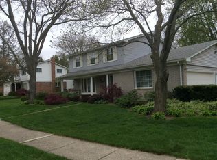 2420 Bunker Hill Rd, Ann Arbor, MI 48105