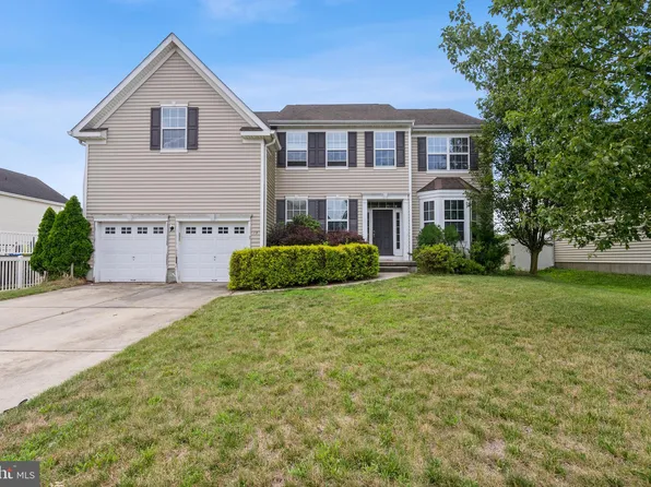 13 Dubois Ave, Clayton, NJ 08312