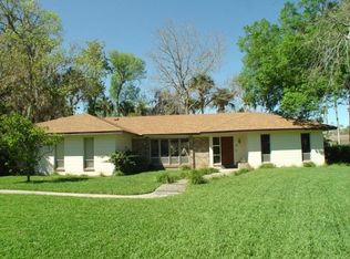 906 Wells Dr, South Daytona, FL 32119