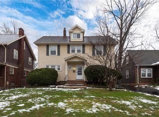 3000 E Overlook Rd, Cleveland Heights, OH 44118