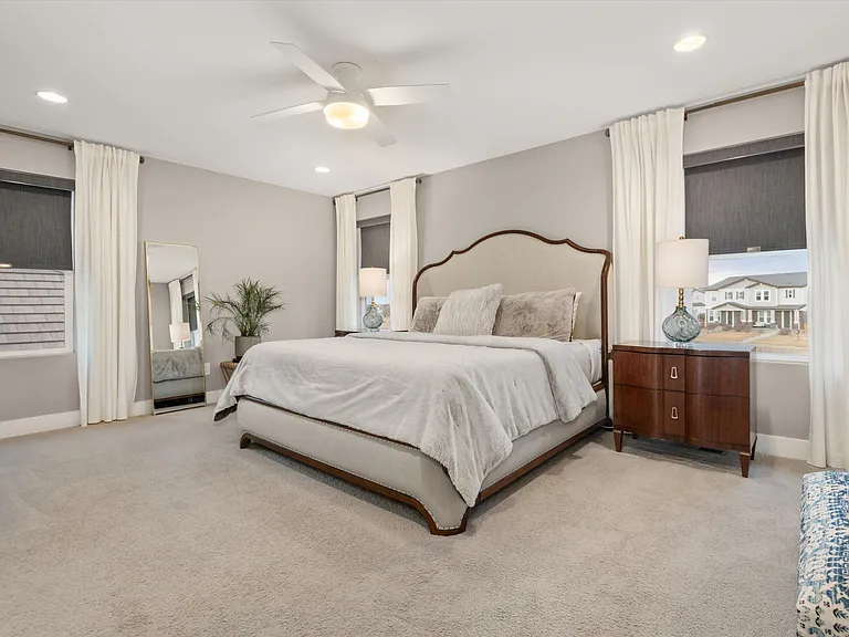 10045 Tall Oaks St — Photo 32