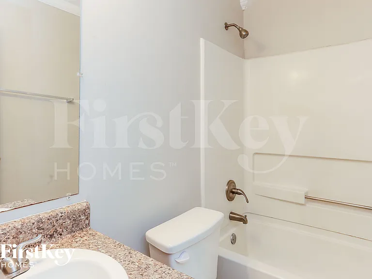 604 Rays Ln SE — Photo 13