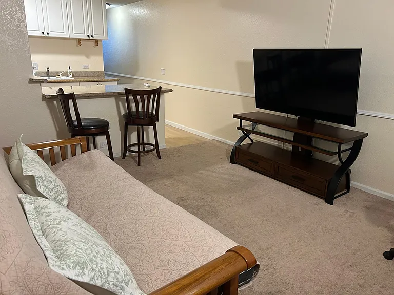 3324 Sierra Dr #105 — Photo 7