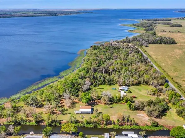 650 Lakeside Blvd #3, Kenansville, FL 34739