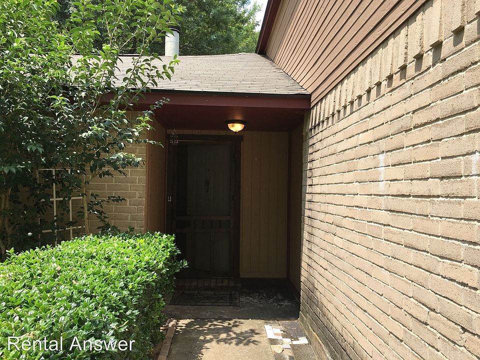 1st image of 15506 Evergreen Place Dr