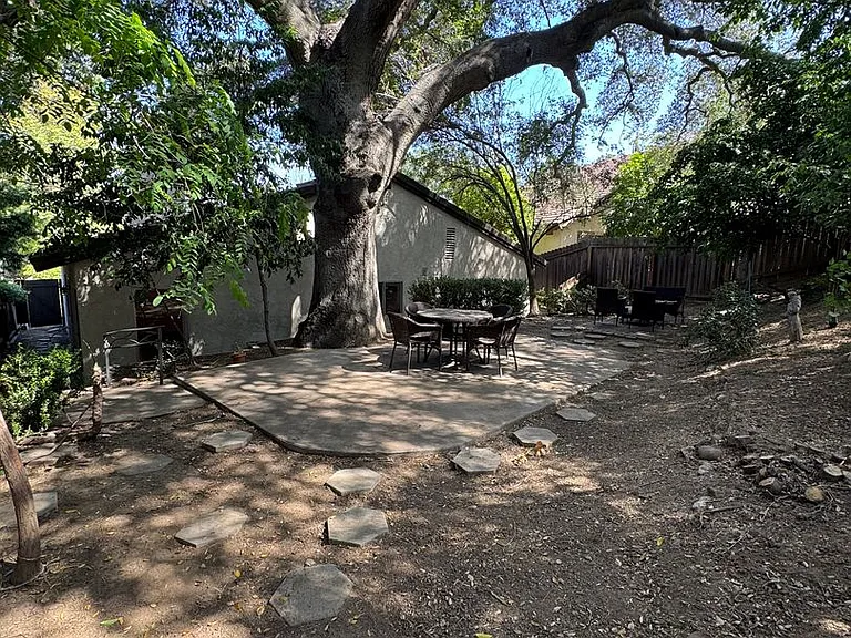 4140 Meadow Lark Dr — Photo 9