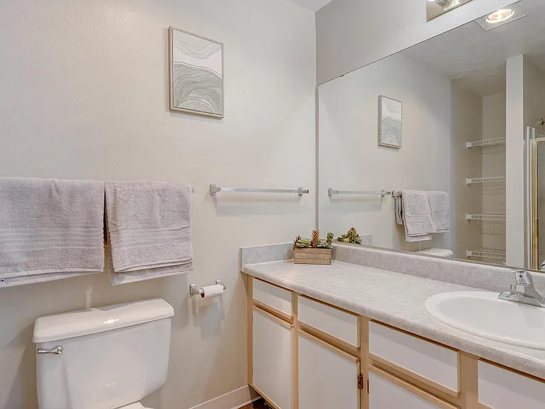 Parkwood Pointe Apartments — Photo 114