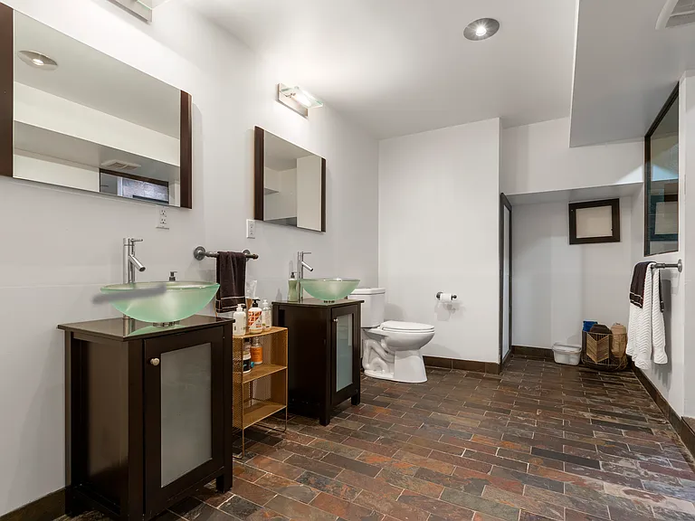 3799 N Williams St #B — Photo 10