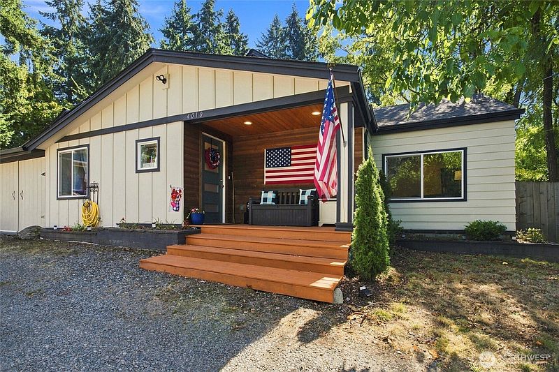 3rd image of 4010 82nd Avenue W