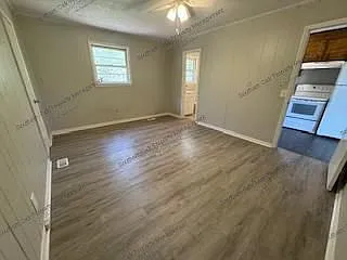 1 bed, 1.0 bath, $800 — Photo 4