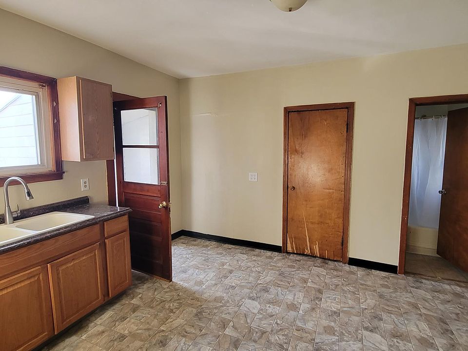 1st image of 51 Mansion Ave #3
