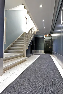 Rented by Peter Ashe | media 9