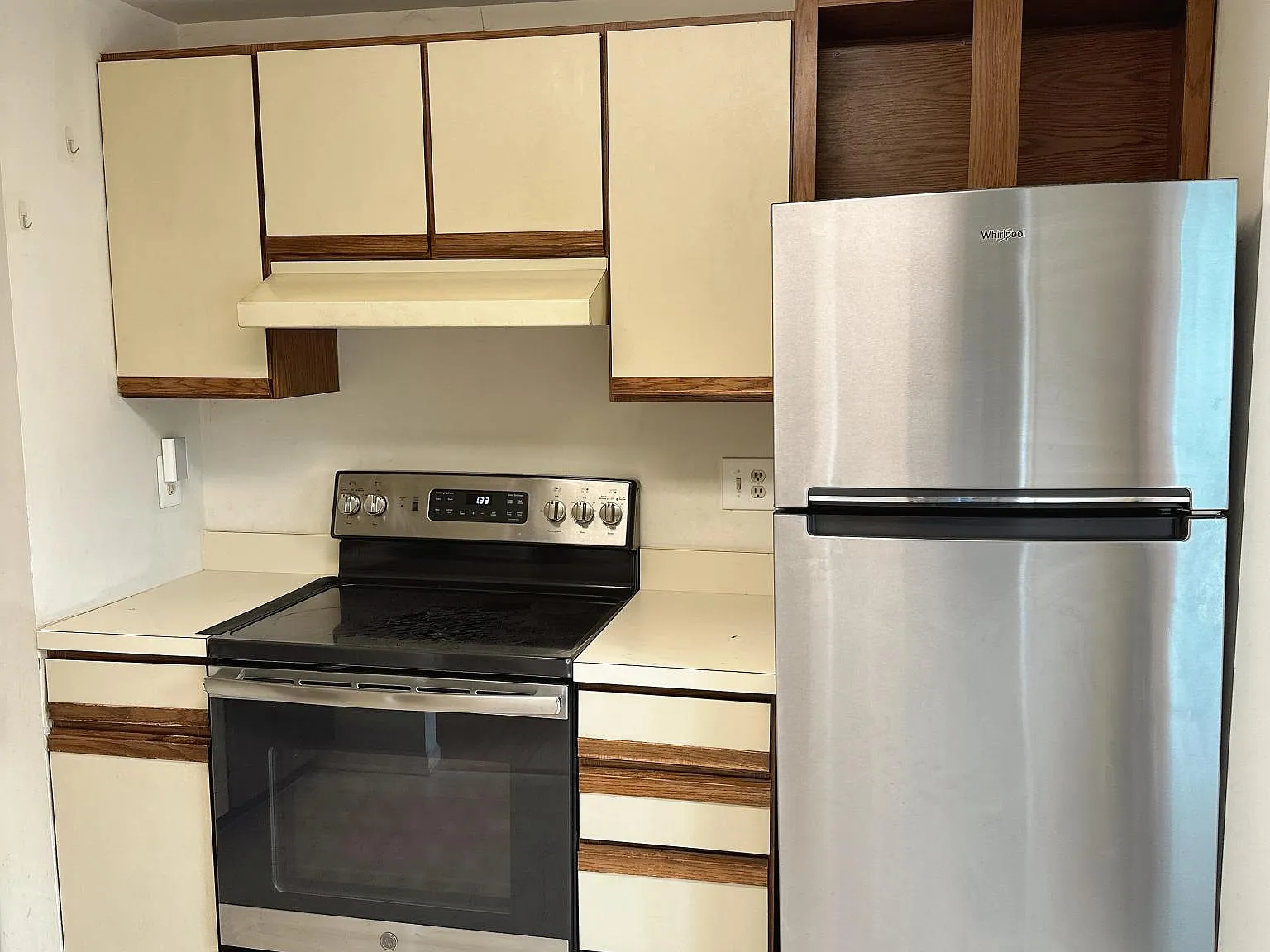 3 bed, 3.5 bath, 1320 sqft, $2,550 — Photo 3