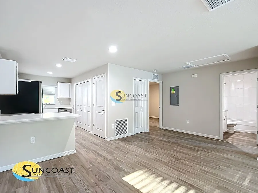 Building Photo - 15729 SW 34th Court Rd #2