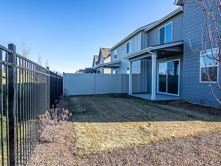 8238 W Fern St — Photo 35