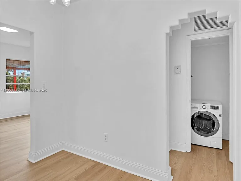 1225 Euclid Ave #3 — Photo 13