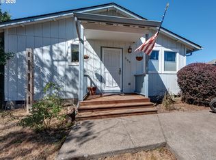 506 Sandstone Way, Eugene, OR 97402