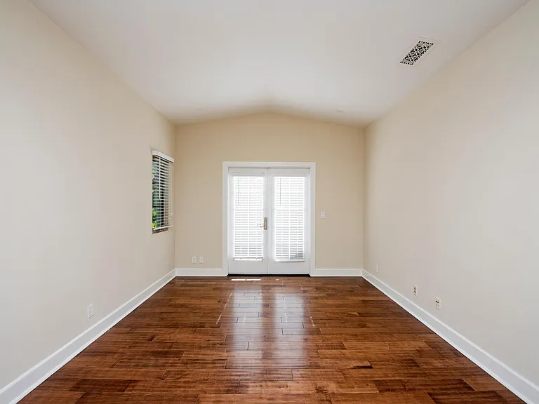 1270 Dahlia Loop — Photo 11