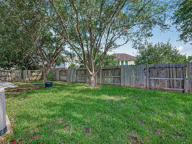 5535 Gable Meadows Dr — Photo 43