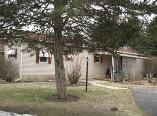 107 Falling Creek Cir, Janesville, WI 53548