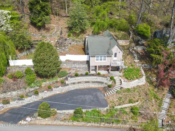 22 Harper Street, Lake Peekskill, NY 10537