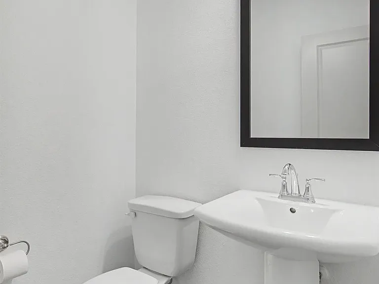 6032 Silverado Trl — Photo 15