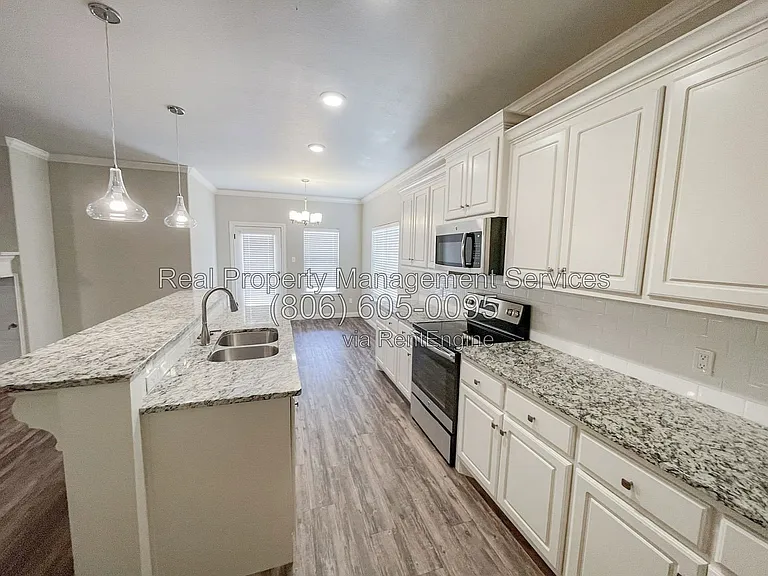 4907 Jarvis St — Photo 5