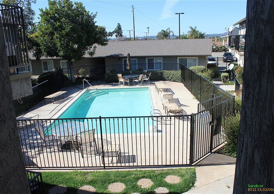 1st image of 1490 Naranca Ave Unit 4
