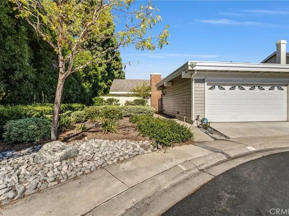 1 Tanglewood Dr, Irvine, CA 92604