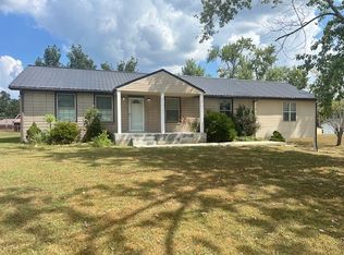 523 Pine Cir, Hohenwald, TN 38462