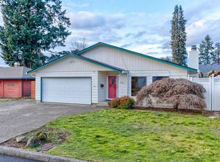 350 E Berkeley St, Gladstone, OR