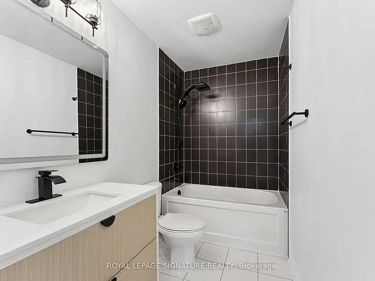 122 Baycliffe Cres — Photo 30