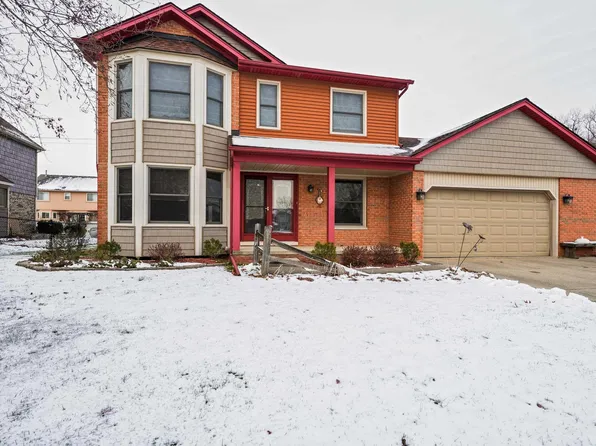 16349 Haverhill Dr, Macomb, MI 48044