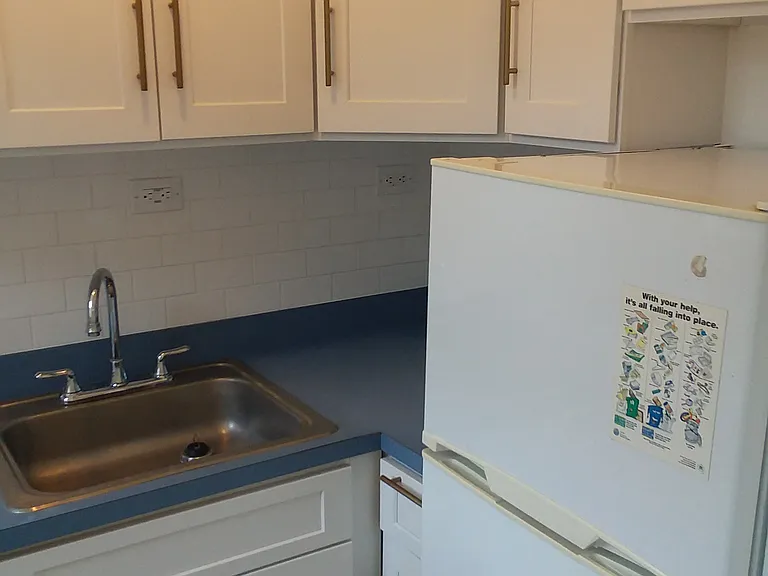 6730 Clyde St #3P — Photo 3