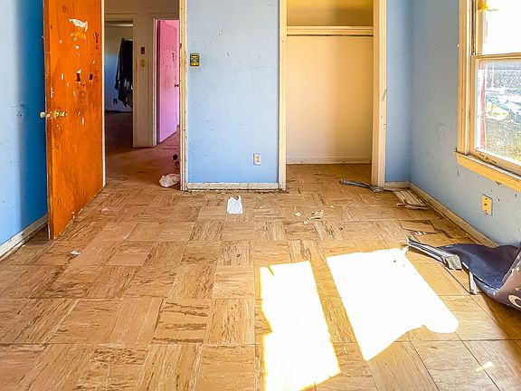 5th image of 1000 Crockett