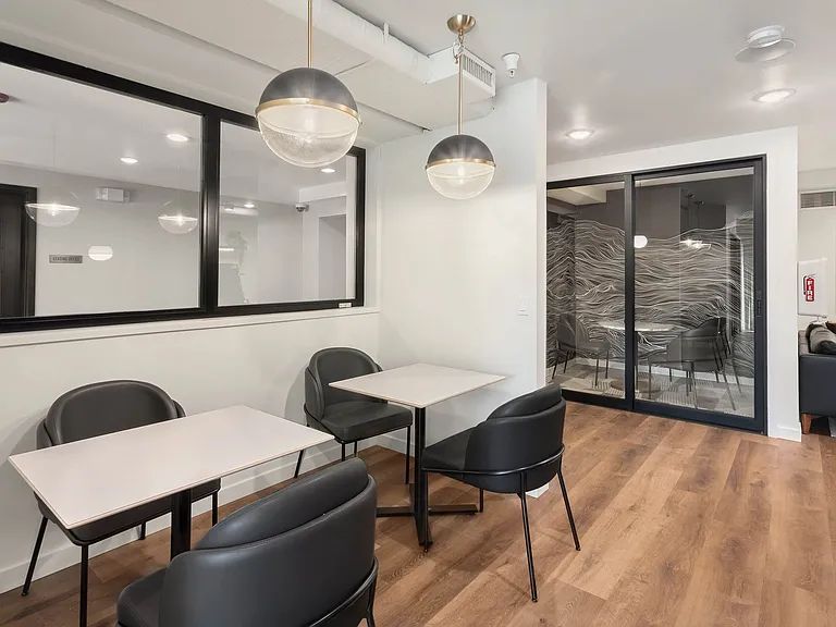 Contour Apartments — Photo 9