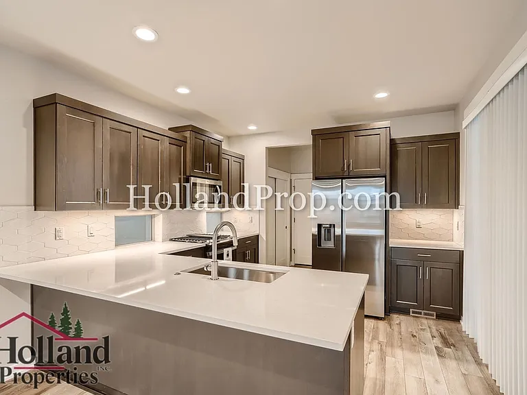 8126 SE Reddington St — Photo 9