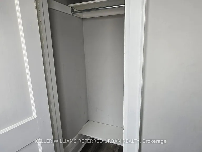399 King St W — Photo 14