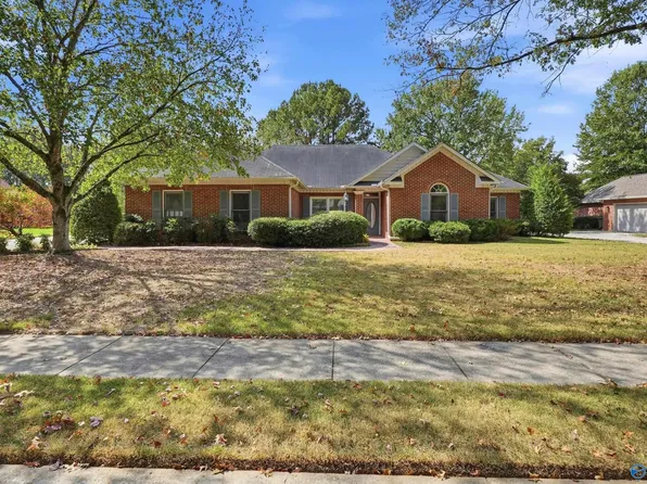 2672 Quarter Ln SE, Owens Cross Roads, AL 35763