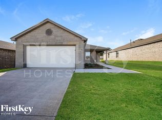 421 Kale Rd, Tuttle, OK 73089