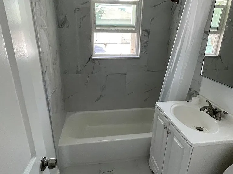 1131 Okoboji Dr — Photo 12