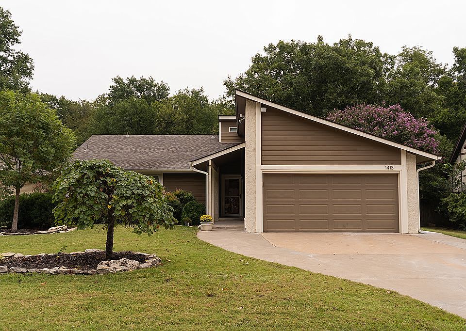 Gorgeous lean-to style